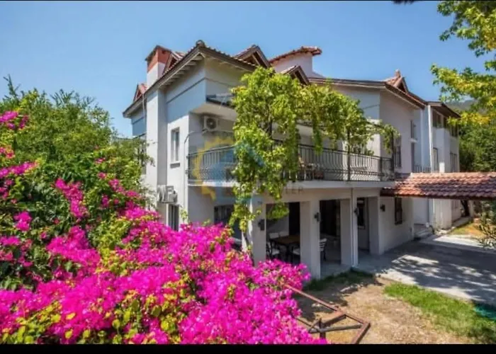 Apartamento Ebru Evleri Icmeler Merkeze Ve Plaja Yakin
