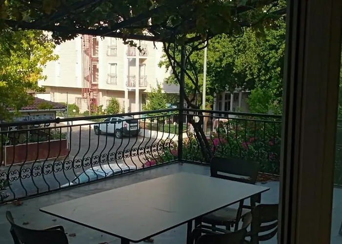 Ebru Evleri ıçmeler Merkeze Ve Plaja Yakın Marmaris